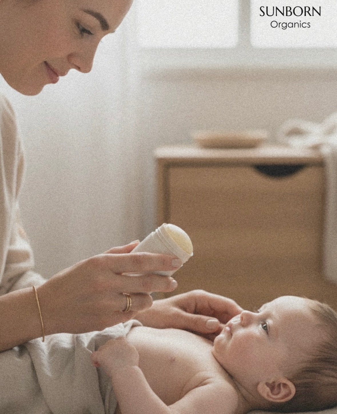 The Art of Baby Bonding: How a Simple Skincare Routine Becomes Your Favorite Moment of the Day